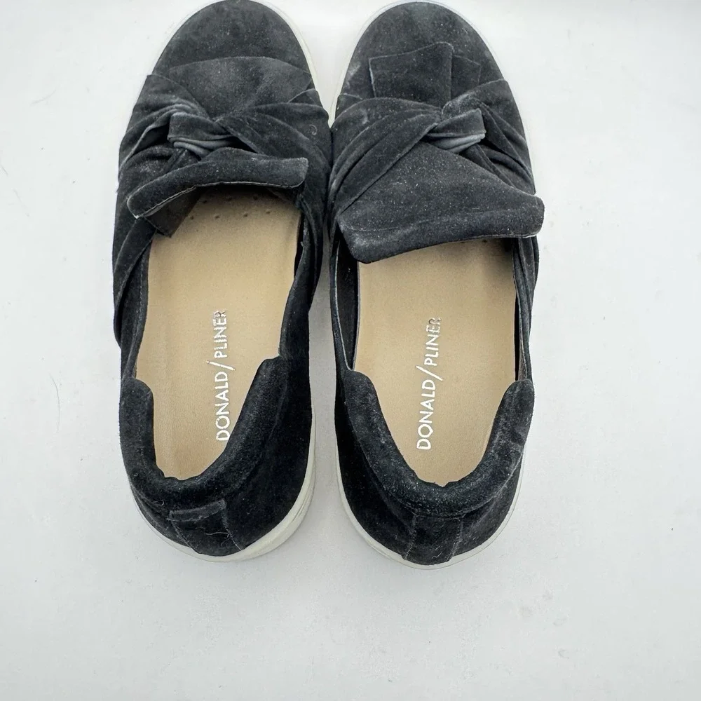 DONALD J. PLINER CELET RUCHING BLACK SUEDE SNEAKERS SHOES WOMENS SZ 7.5M